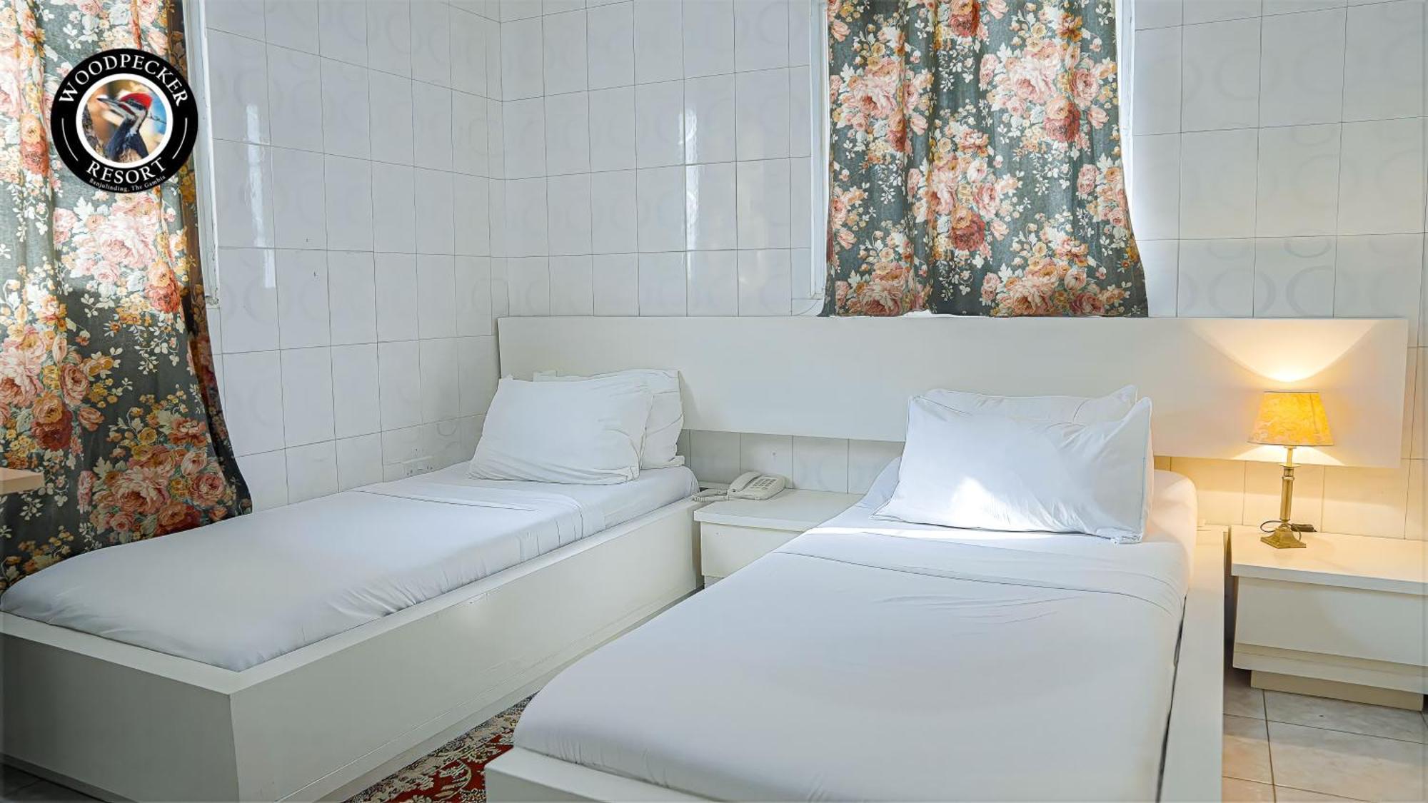 Woodpecker Resort Hotel 반줄 외부 사진